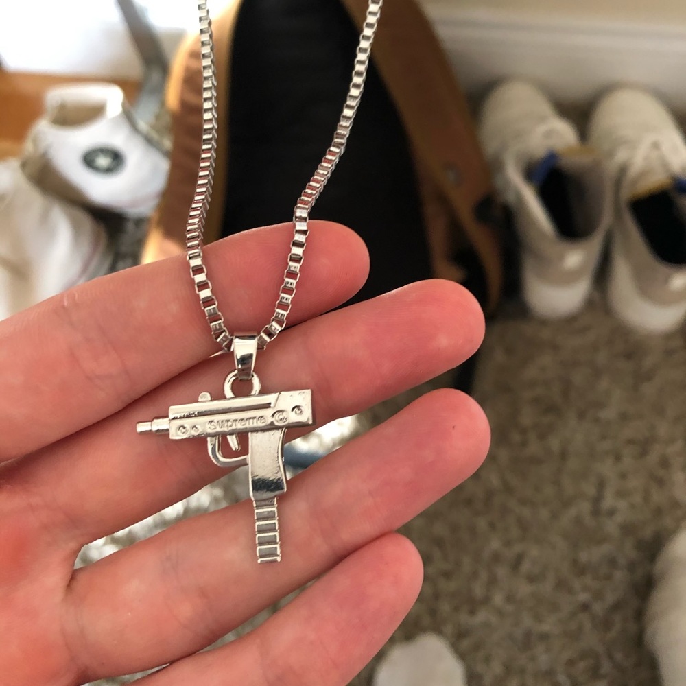 Supreme uzi chain silver